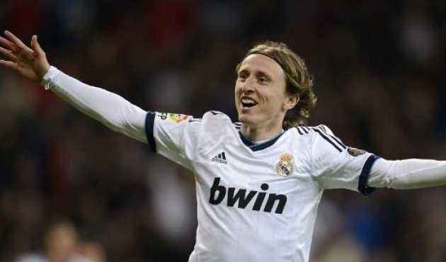 普里查德和沃尔什第二节得分均上双，上半场合砍28分9板6助